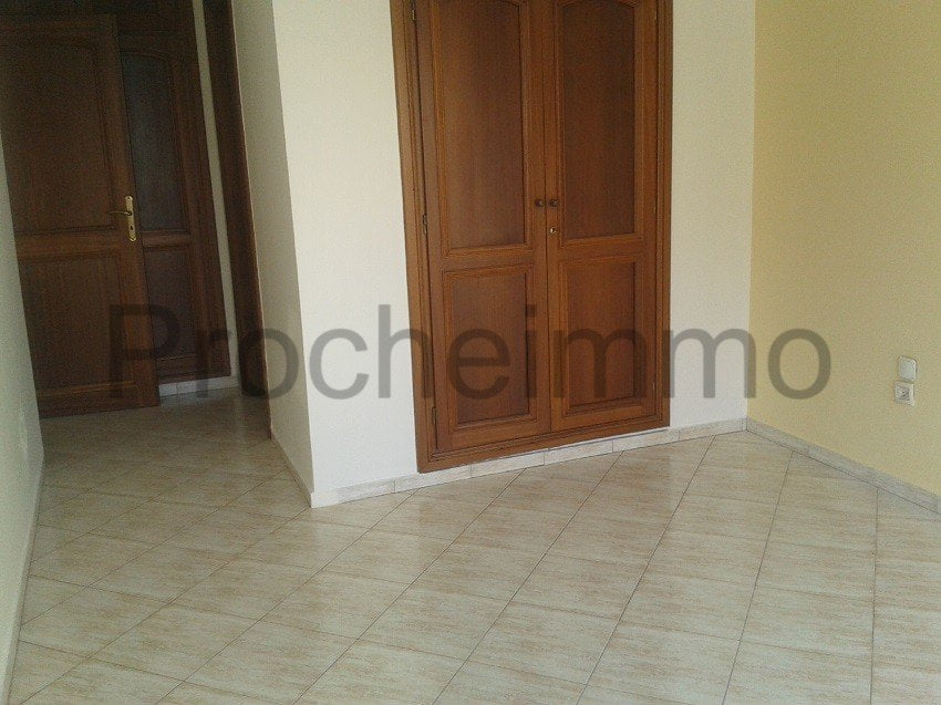 APPARTEMENT-EN-LOCATION-SUR-QUARTIER-RACINE