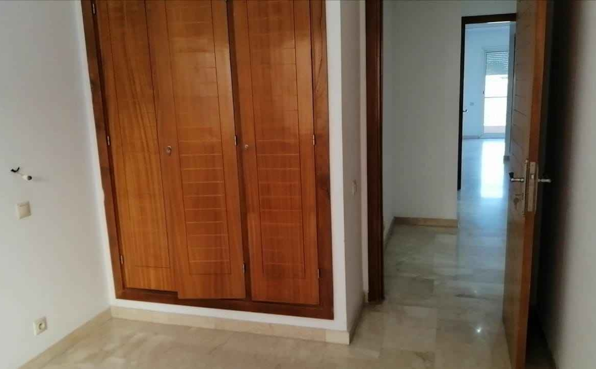 APPARTEMENT-EN-LOCATION-VIDE-SUR-CIL