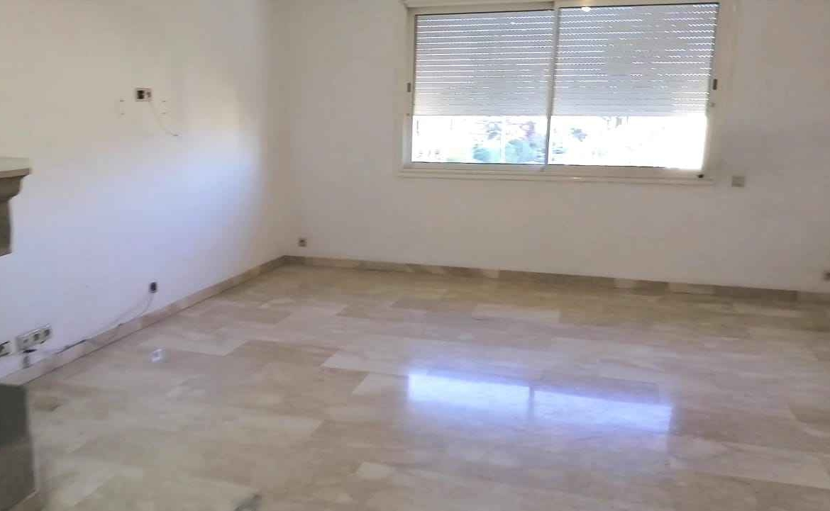 APPARTEMENT-EN-LOCATION-VIDE-SUR-CIL