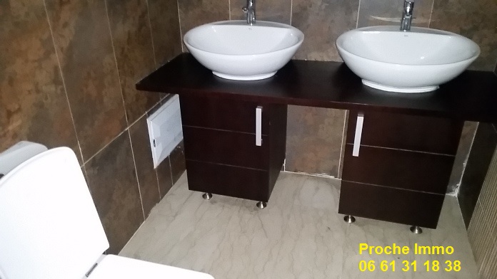 LOCATION BEL APPARTEMENT QUARTIER RACINE