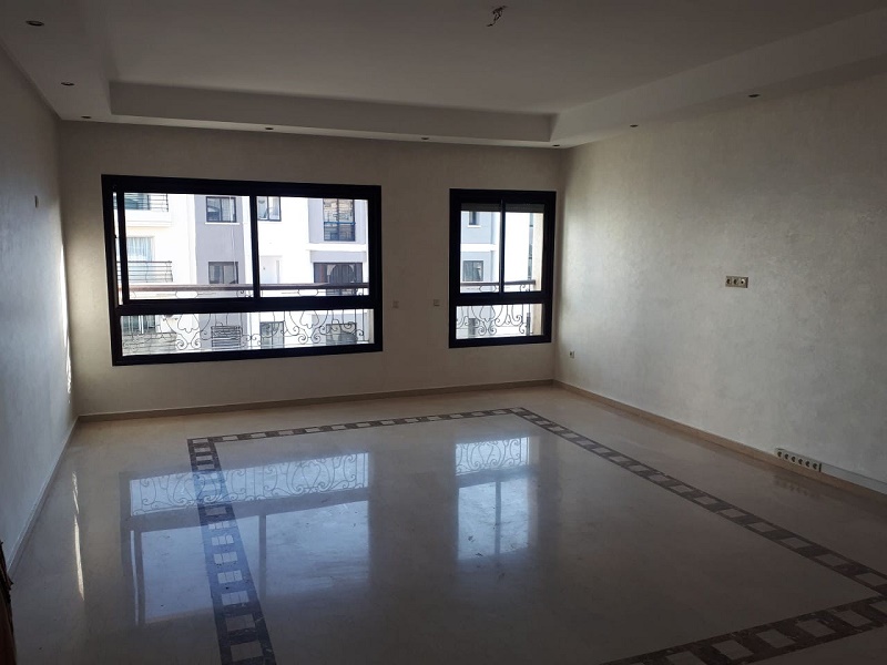 LOCATION BEL APPARTEMENT QUARTIER RACINE