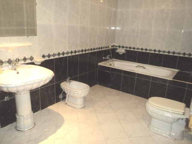 LOCATION SPACIEUX APPARTEMENT RACINE