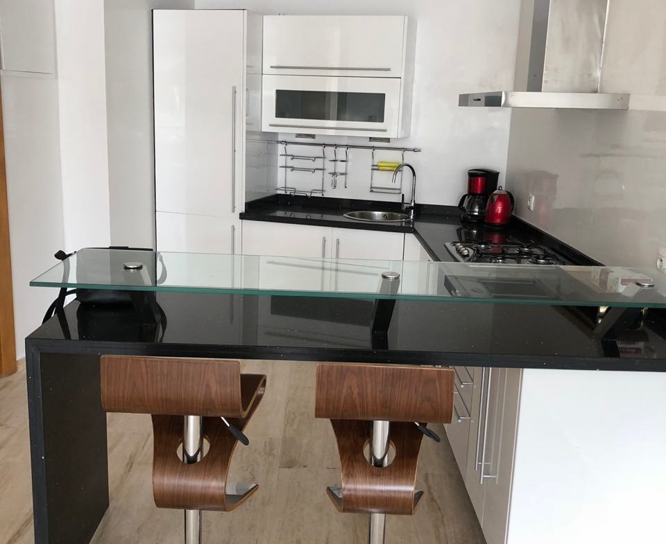 Beau-studio-meublé-en-location-sur-Hassan-premier