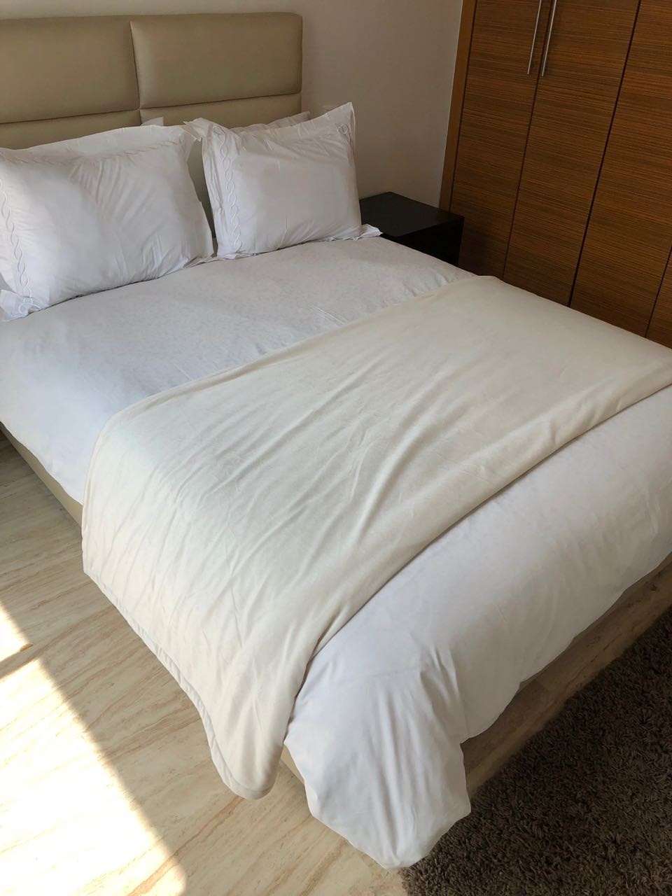 Beau-studio-meublé-en-location-sur-Hassan-premier