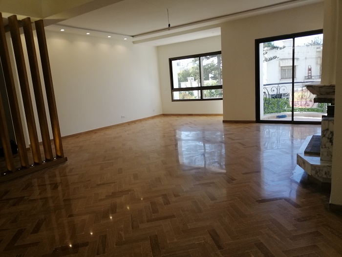 Location-d'un-bel-spacieux-appartement-au-quartier-racine