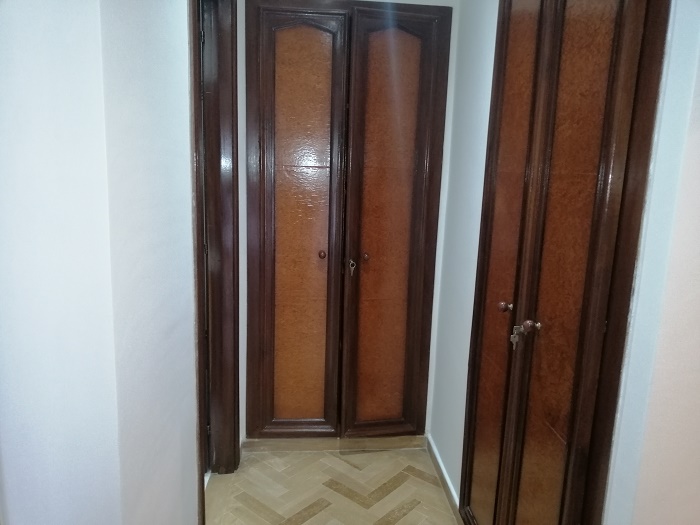 Location-d'un-bel-spacieux-appartement-au-quartier-racine