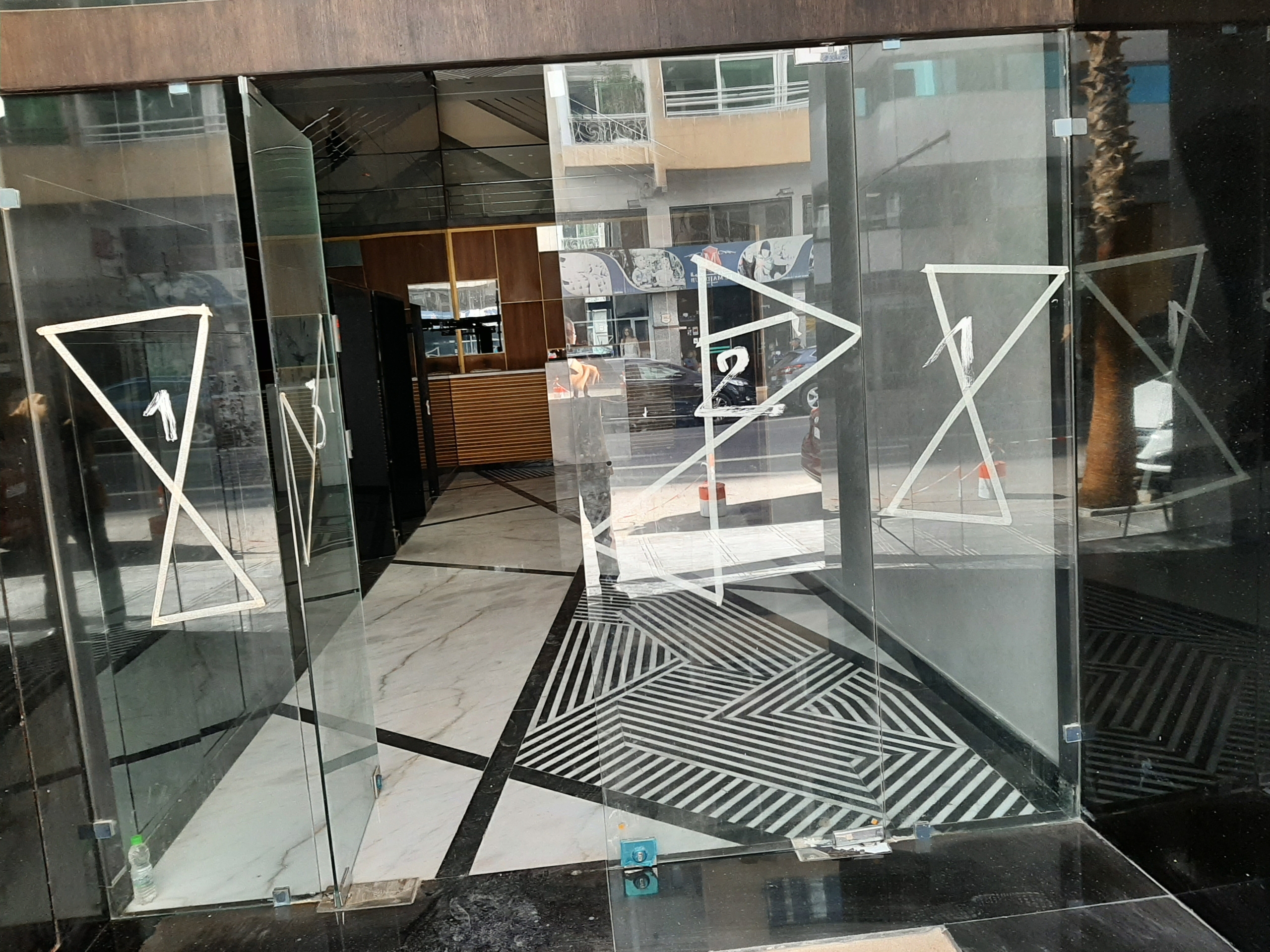 Location-d'un-bureau-ths-sur-Bd-abdelmoumen