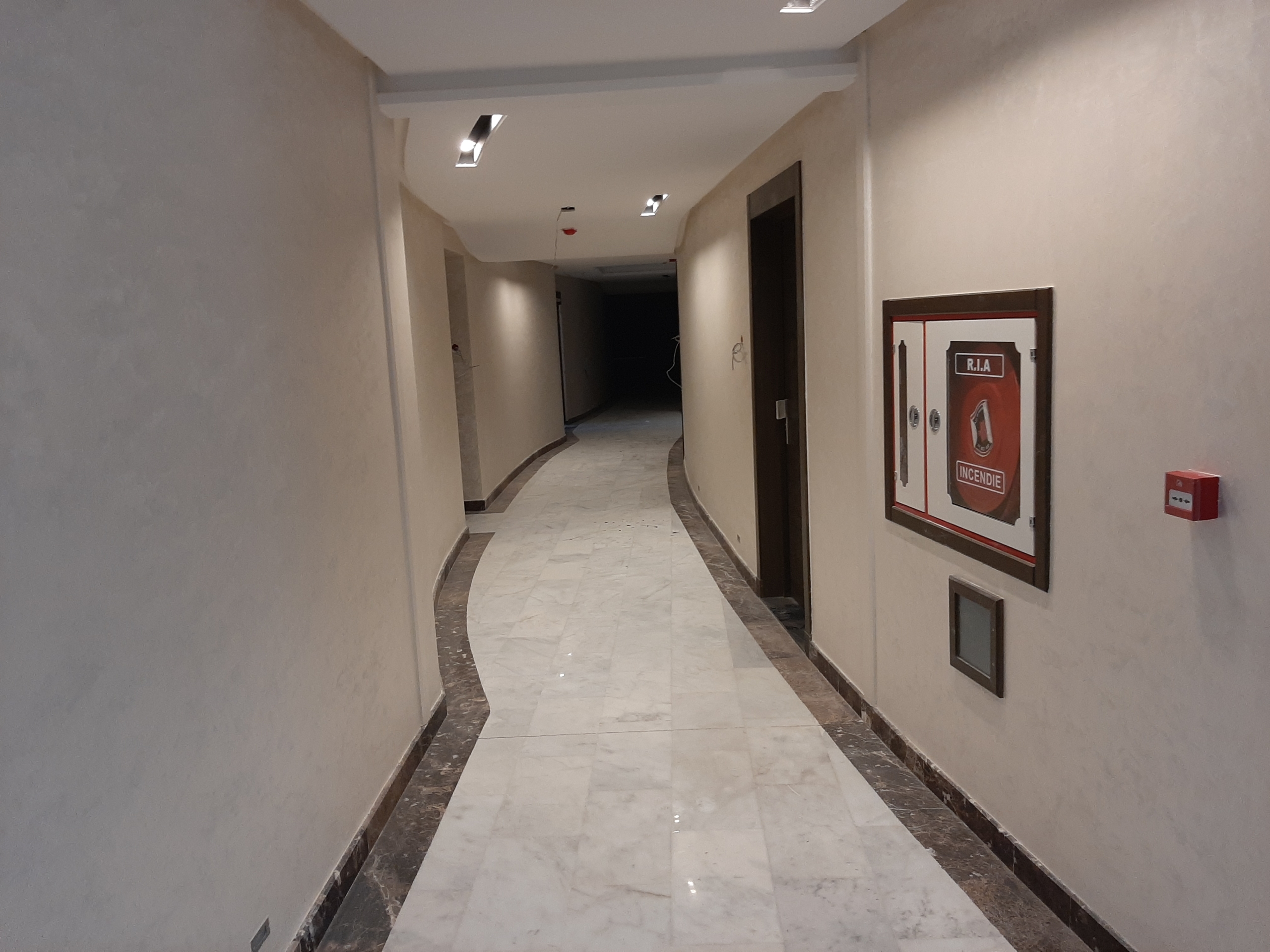 Location-d'un-bureau-ths-sur-Bd-abdelmoumen