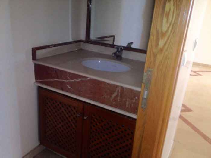 Location-spacieux-appartement-Ain Diab