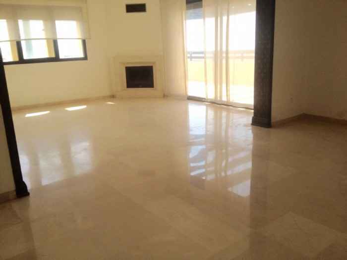 Location-spacieux-appartement-Ain Diab