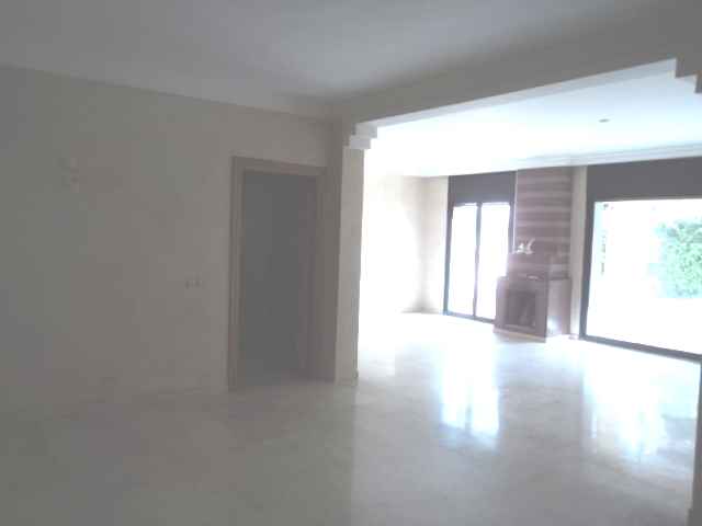 Location-splendide-appartement-Ain-Diab