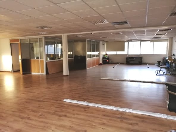 LOCATION-BUREAU-ESPACE-OUVERT-QUARTIER-GAUTHIER