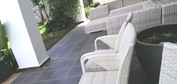 Location-ou-vente-villa-de-maitre-meuble-sur-bouskoura