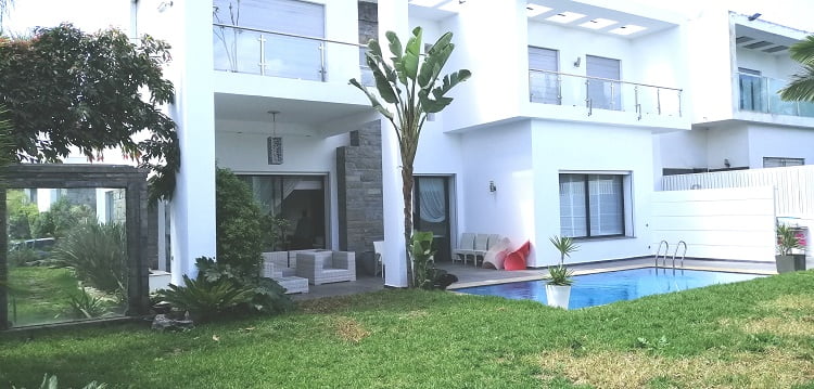 Location-ou-vente-villa-de-maitre-meublé-sur-bouskoura