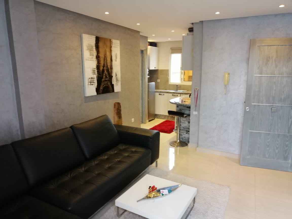 LOCATION-STUDIO-MEUBLE-AVEC-TERRASSE-MAARIF