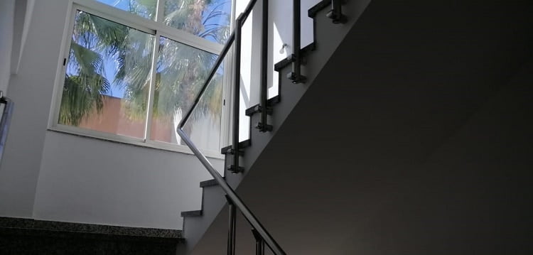 Location-Villa-Usage-Bureau-Oasis