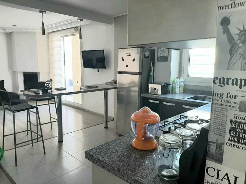 Location-studio-meublé-avec-terrasse-Les-Princesses