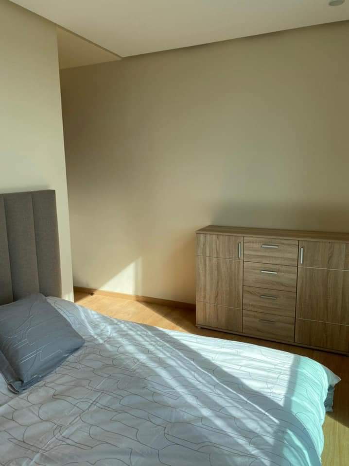 Location-studio-meublé-avec-terrasse-Les-Princesses