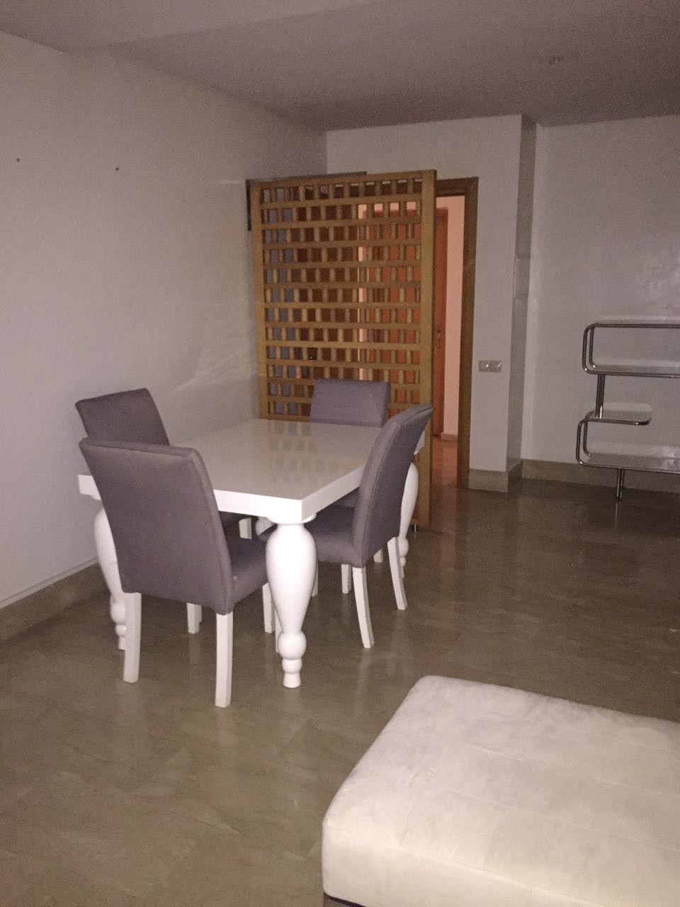 Location-au-quartier-princesses-d'un-appartement-meublé