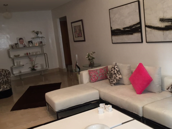 Immobilier Casablanca Maroc vous offre une Location-au-quartier-princesses-d'un-appartement-meublé