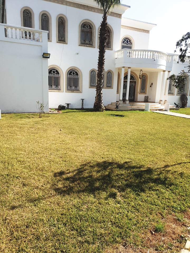 Location-villa-de-luxe-Bouskoura