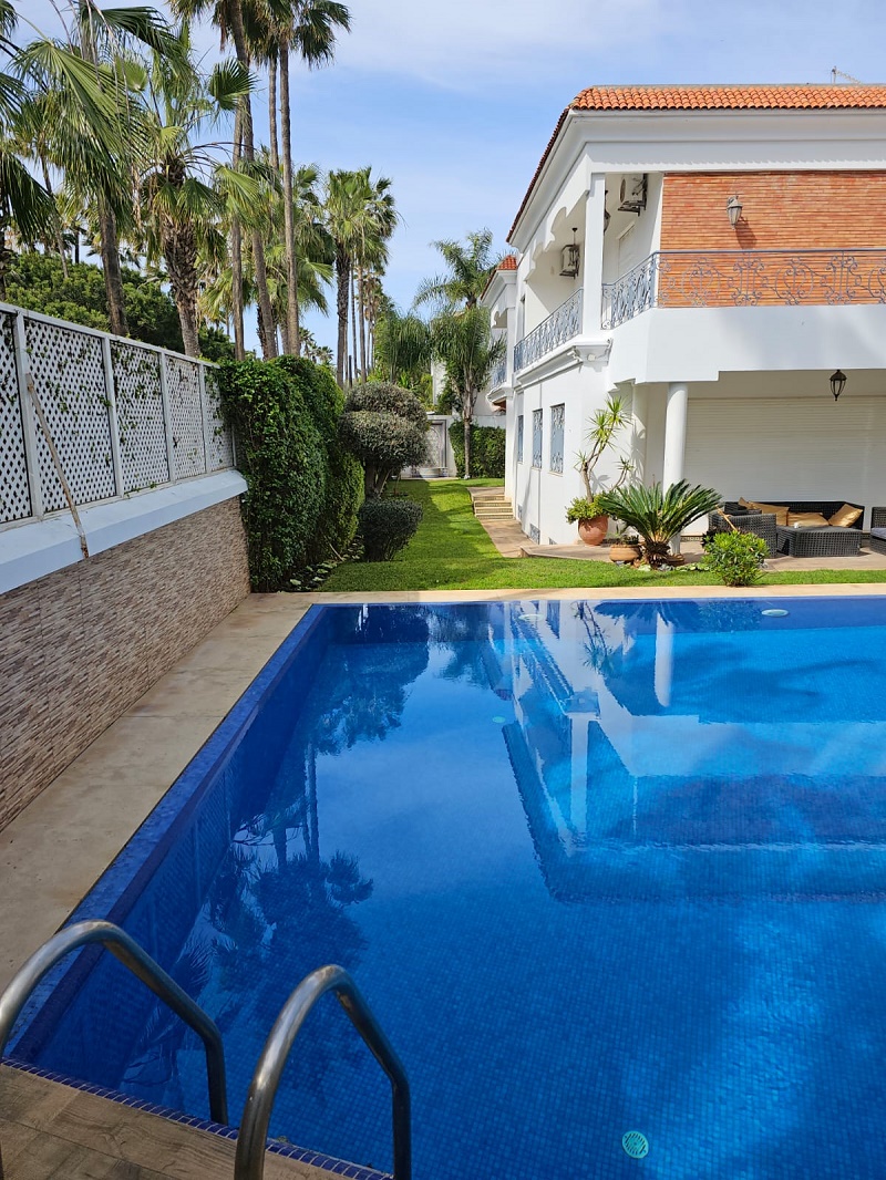 Ain Diab-Vente-Villa -4CH-Avec-Piscine