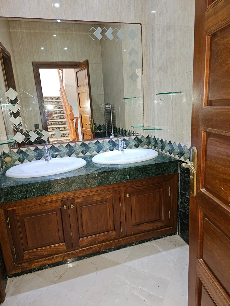 Ain Diab-Vente-Villa -4CH-Avec-Piscine