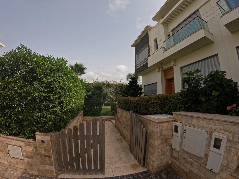 Dar-Bouazza-Location-Magnifique-Villa-Meublée