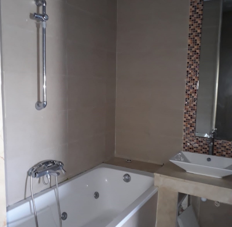 Bouskoura-Location-coquette-Villa-Avec-Piscine