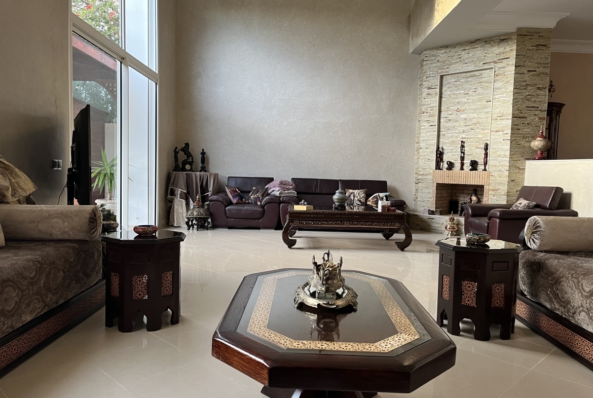 Vente-Villa-Prestige-Titrée-A-Sidi-Rahal