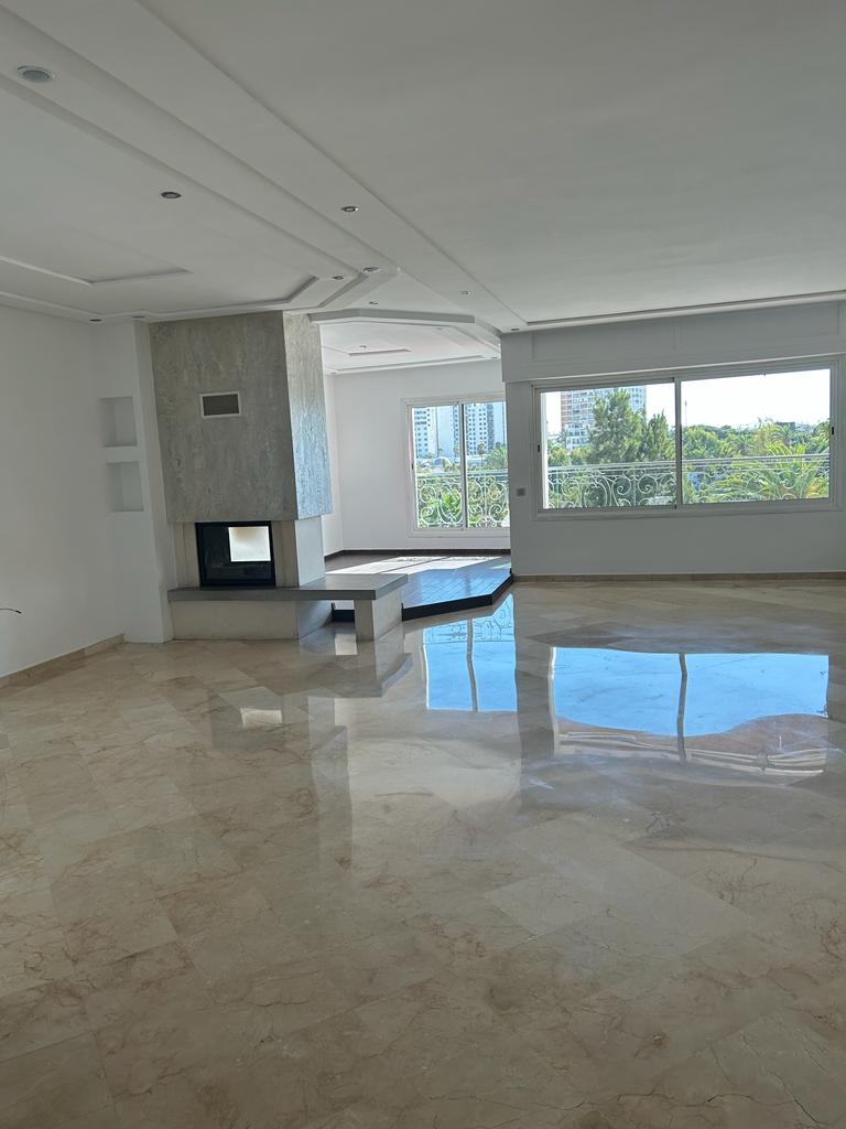 Charmant Appartement En Vente Sur Racine