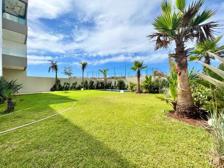 À-louer-Appartement-meublé-avec-grand-jardin sur-Dar-Bouazza