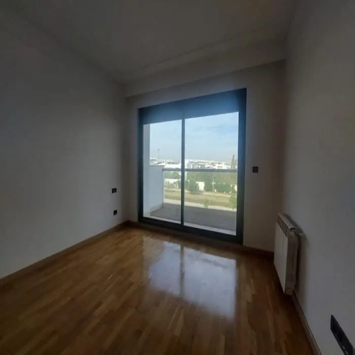 Appartement-a-louer-Avec-Piscine-Rooftop-Bouskoura