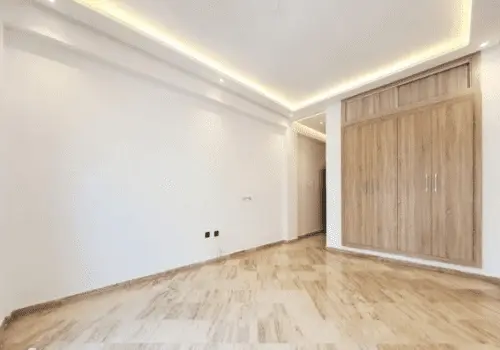 Bel-appartement-en-vente-sur-le-prestigieux-Triangle-dOr