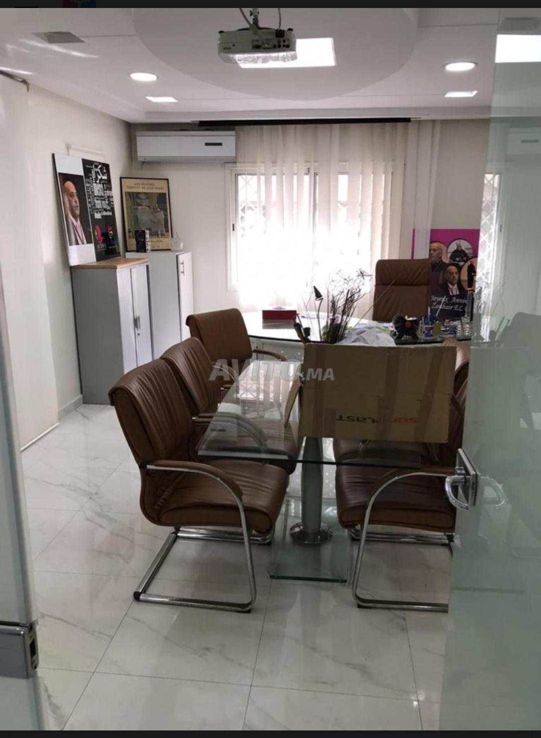 Location appartement à usage bureau aux princesses