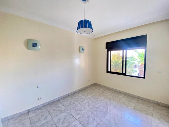 Agréable et Lumineux Appartement à Louer à Ain Diab
