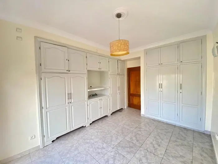 Agréable et Lumineux Appartement à Louer à Ain Diab