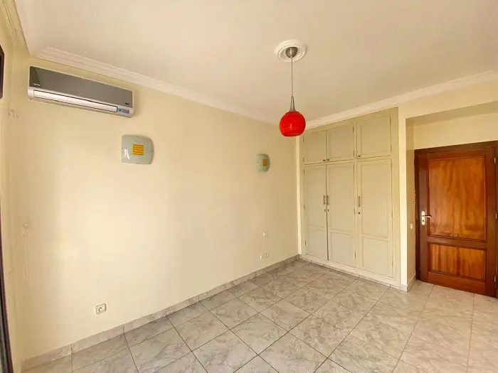 Agréable et Lumineux Appartement à Louer à Ain Diab