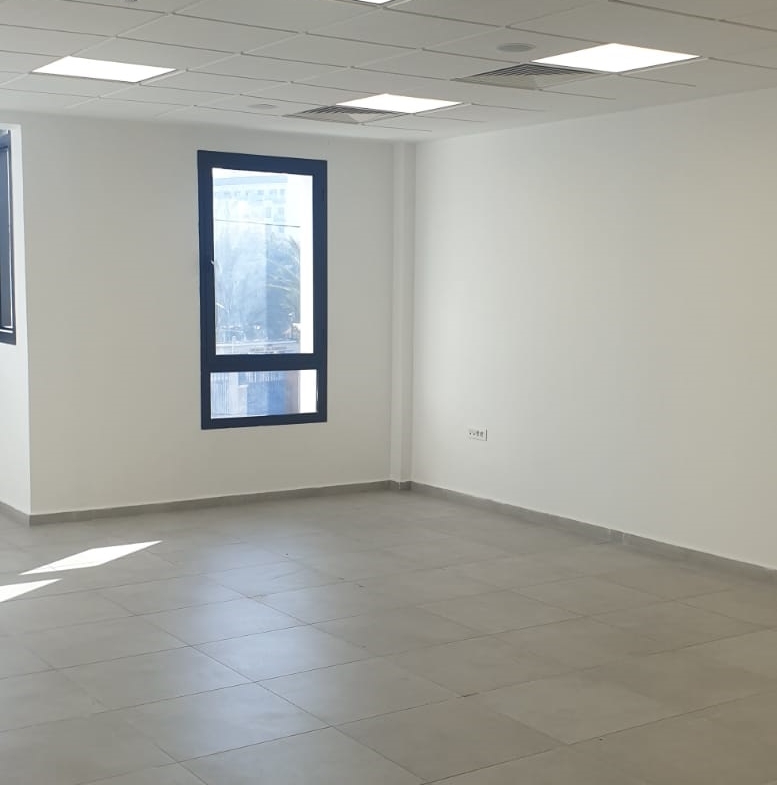 Location Bureau En Open Space sur Iriss 1er