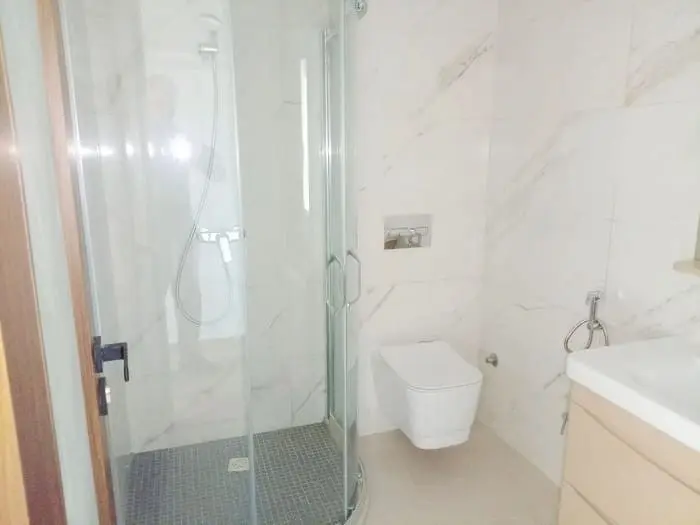 APPARTEMENT NEUF A LOUER SUR DAR BOUAZZA AVEC VUE MER