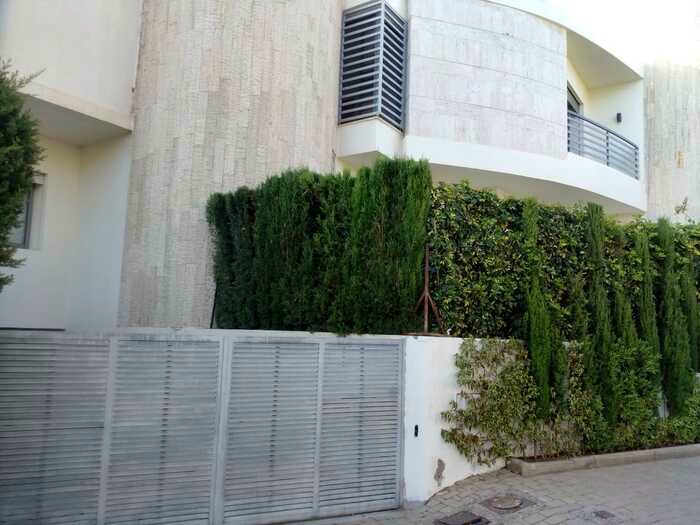 SPLENDIDE-VILLA-DE-LUXE-3-NIVEAUX-PISCINE-–-DAR-BOUAZZA