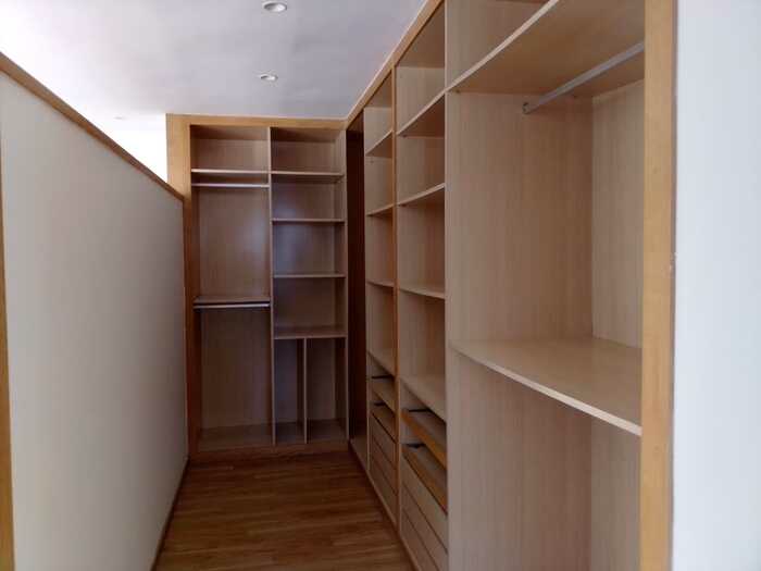 SPLENDIDE-VILLA-DE-LUXE-3-NIVEAUX-PISCINE-–-DAR-BOUAZZA