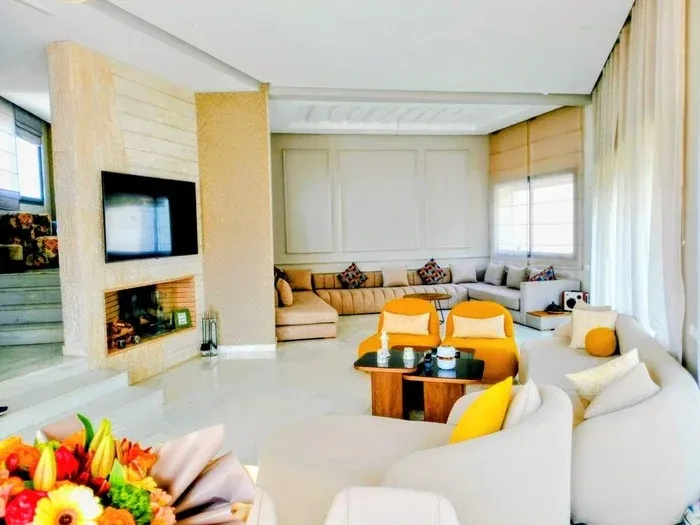 villa angle dar bouazza avec piscine