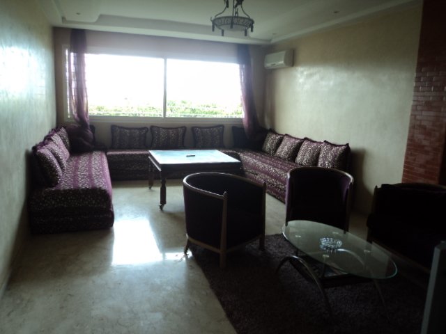A LOUER UN APPARTEMENT MEUBLE SUR AIN DIAB